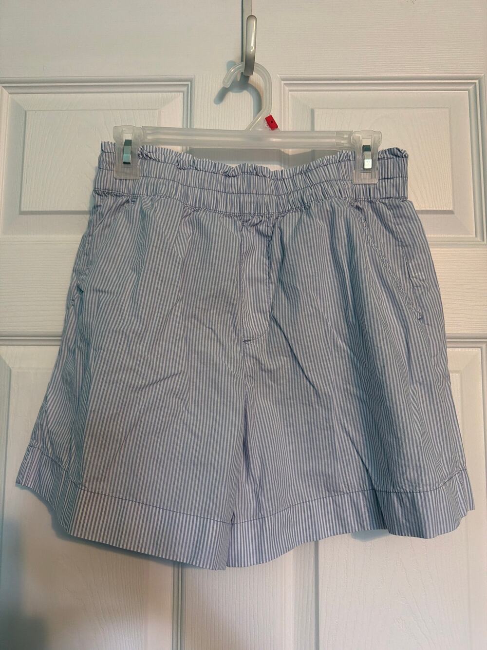 Juniors Medium Seersucker Aerie shorts